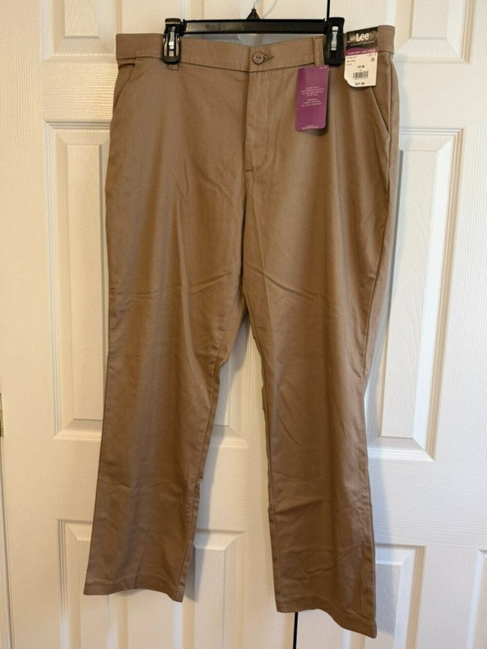 NWT Lee Ultra Soft Khaki Straight Pants